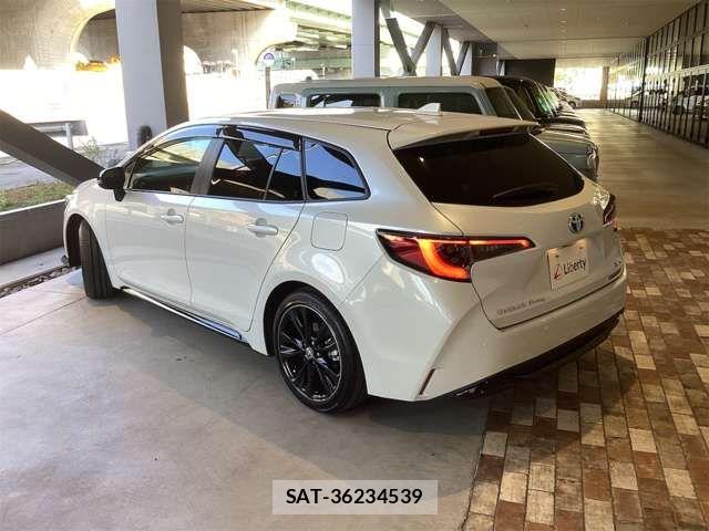 Toyota COROLLA TOURING 2025-01 6903567-8