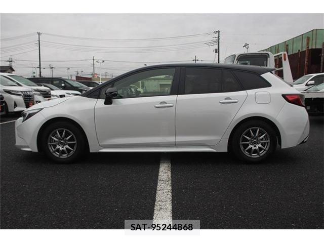 Toyota COROLLA TOURING 2024-02 7020237-4