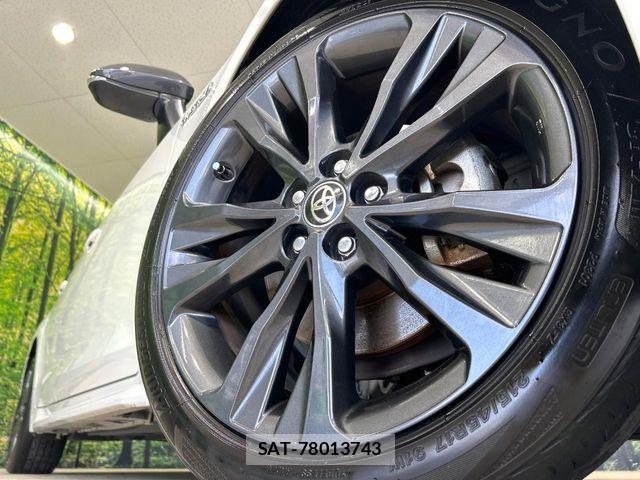 Toyota COROLLA TOURING 2020-07 7058011-12