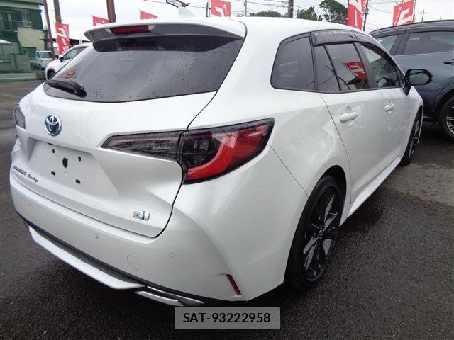 Toyota COROLLA TOURING 2023-12 7058010-7