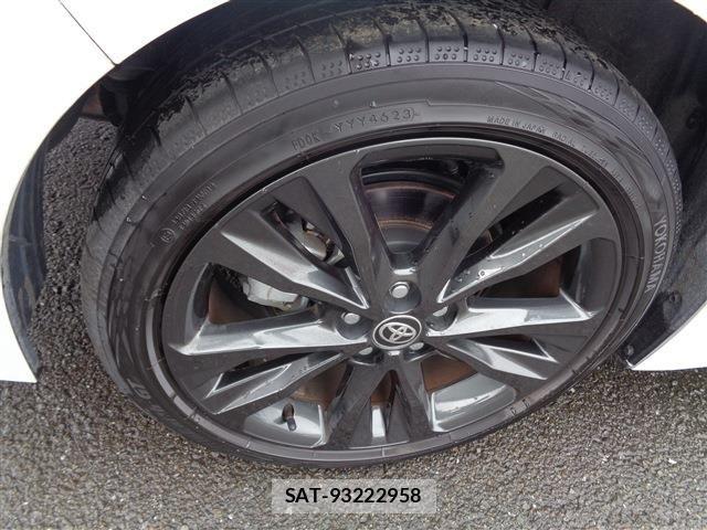 Toyota COROLLA TOURING 2023-12 7058010-8