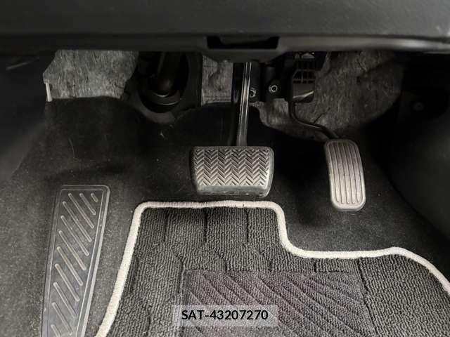 Toyota COROLLA TOURING 2020-08 7058016-28