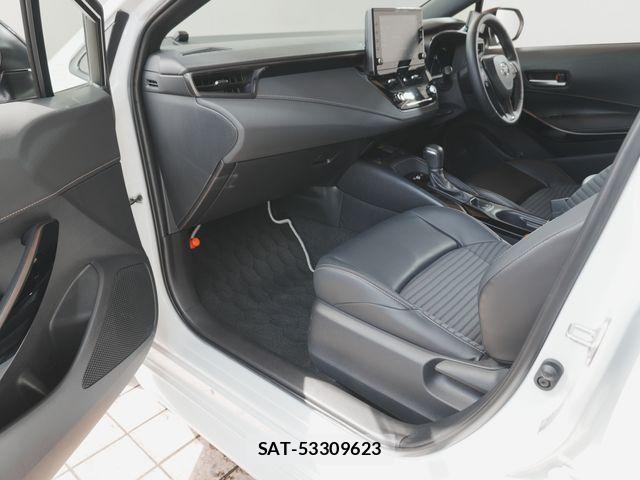 Toyota COROLLA TOURING 2022-09 7216449-17
