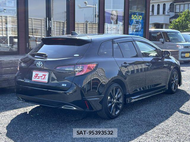 Toyota COROLLA TOURING 2022-07 7216447-2