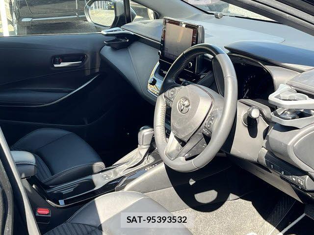 Toyota COROLLA TOURING 2022-07 7216447-3