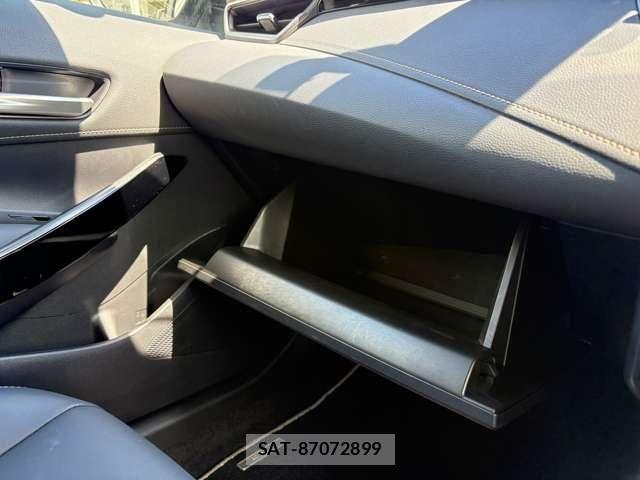 Toyota COROLLA TOURING 2021-08 7326339-27