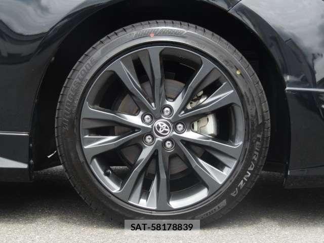 Toyota COROLLA TOURING 2025-04 7326332-19