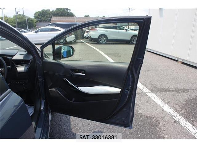 Toyota COROLLA TOURING 2023-08 7453609-24