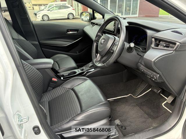 Toyota COROLLA TOURING 2021-08 7615726-13