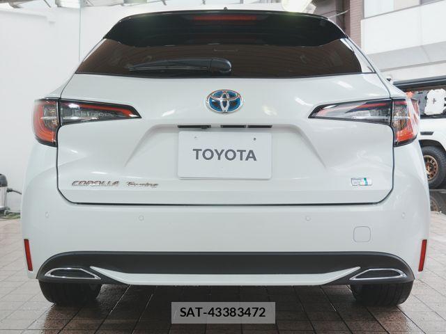 Toyota COROLLA TOURING 2021-08 7615724-10