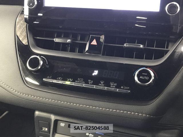 Toyota COROLLA TOURING 2021-05 7615723-12