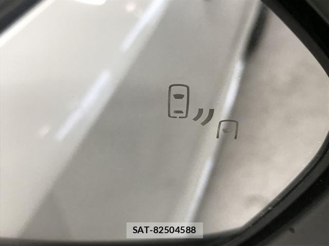 Toyota COROLLA TOURING 2021-05 7615723-25
