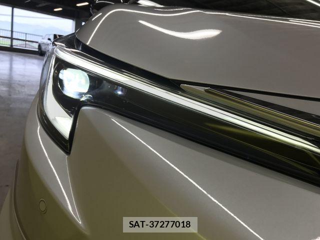 Toyota COROLLA TOURING 2023-03 7615722-19