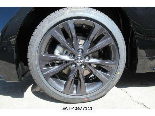 Toyota COROLLA TOURING 2026-03 7722096-14