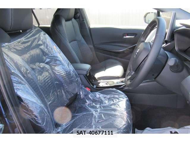 Toyota COROLLA TOURING 2026-03 7722096-15