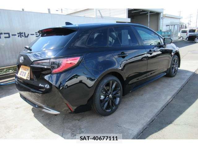 Toyota COROLLA TOURING 2026-03 7722096-4
