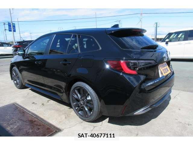 Toyota COROLLA TOURING 2026-03 7722096-6