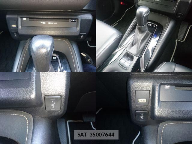 Toyota COROLLA TOURING 2021-01 7875856-14