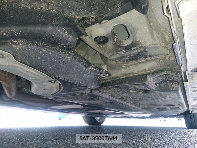 Toyota COROLLA TOURING 2021-01 7875856-21