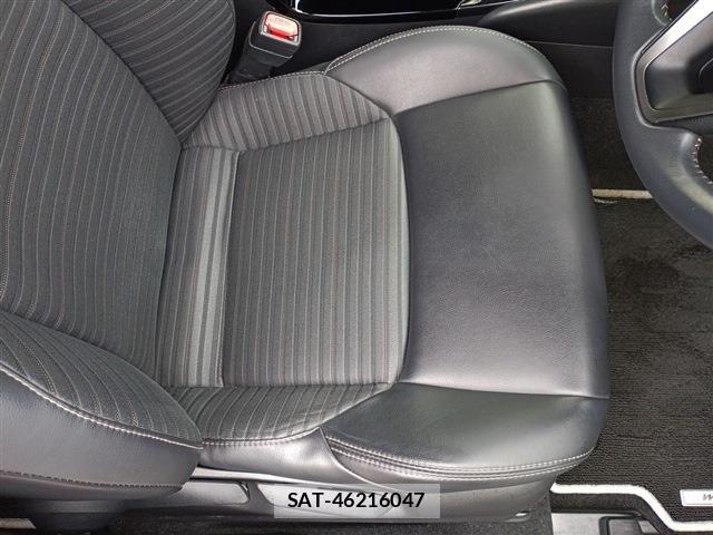 Toyota COROLLA TOURING 2021-07 7875858-16