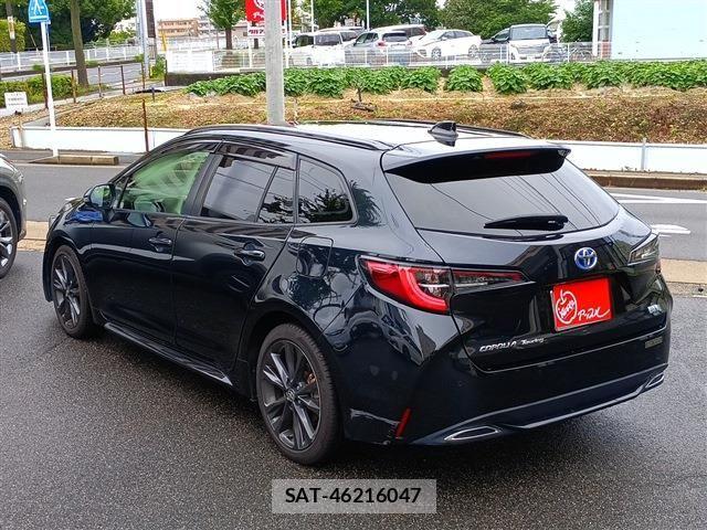 Toyota COROLLA TOURING 2021-07 7875858-3