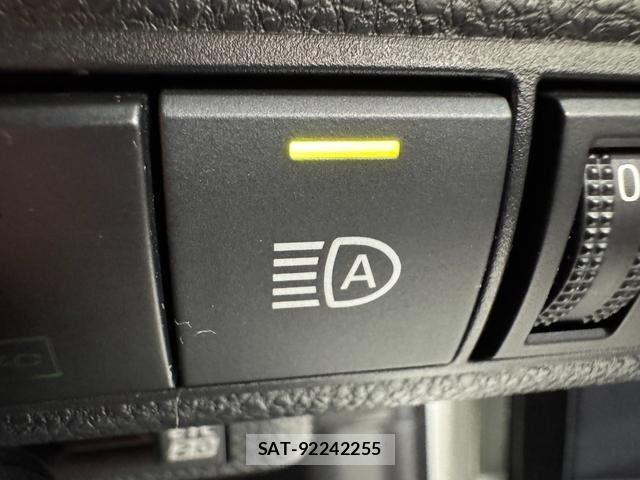 Toyota COROLLA TOURING 2020-05 7961016-20