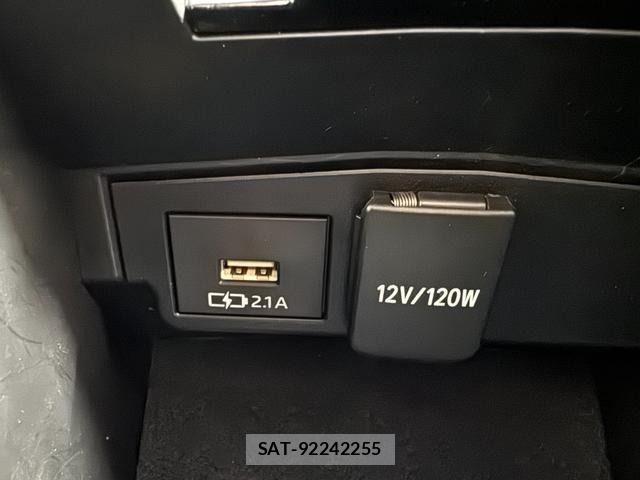 Toyota COROLLA TOURING 2020-05 7961016-26
