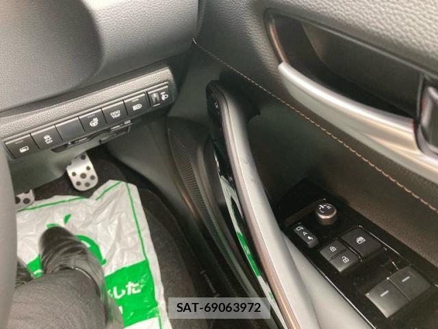 Toyota COROLLA TOURING 2026-01 7978852-14