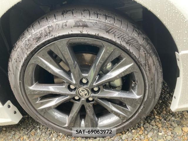 Toyota COROLLA TOURING 2026-01 7978852-5