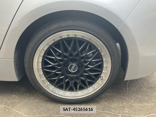 Toyota COROLLA TOURING 2023-08 8034981-4