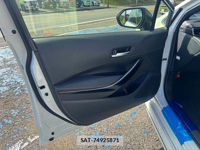 Toyota COROLLA TOURING 2020-02 8098604-17