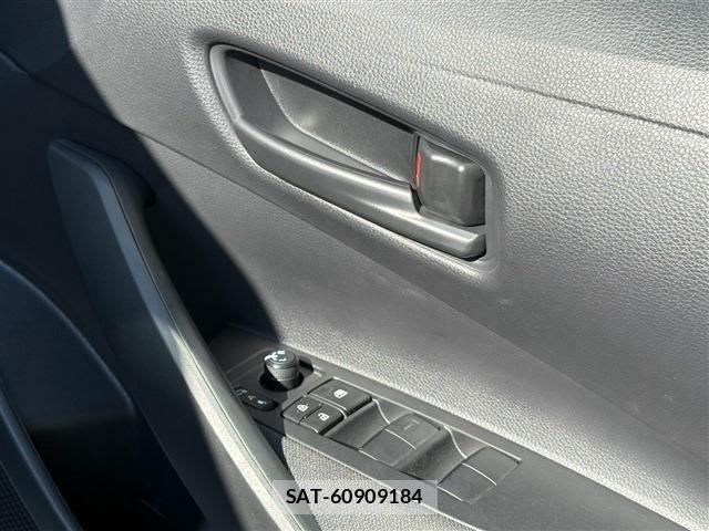 Toyota COROLLA TOURING 2024-11 8206977-18