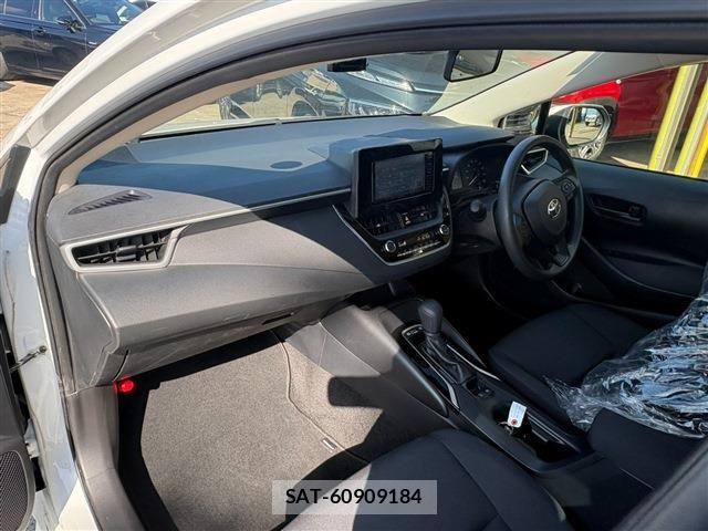 Toyota COROLLA TOURING 2024-11 8206977-3