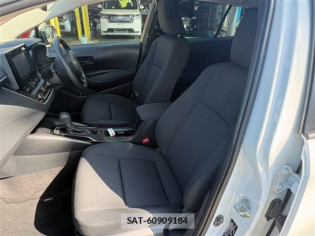 Toyota COROLLA TOURING 2024-11 8206977-4