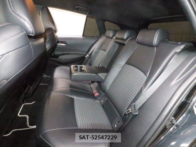 Toyota COROLLA TOURING 2021-04 8244881-6