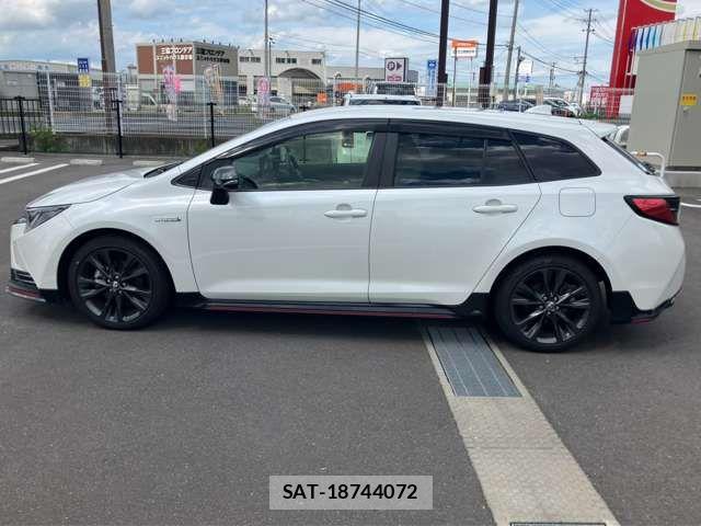 Toyota COROLLA TOURING 2019-09 8313825-16