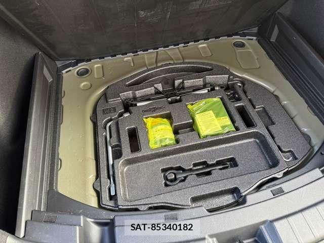 Toyota COROLLA TOURING 2020-06 8335302-21