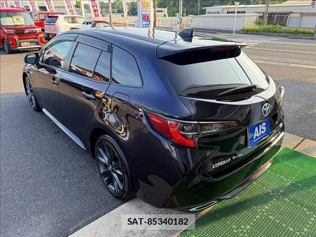 Toyota COROLLA TOURING 2020-06 8335302-2