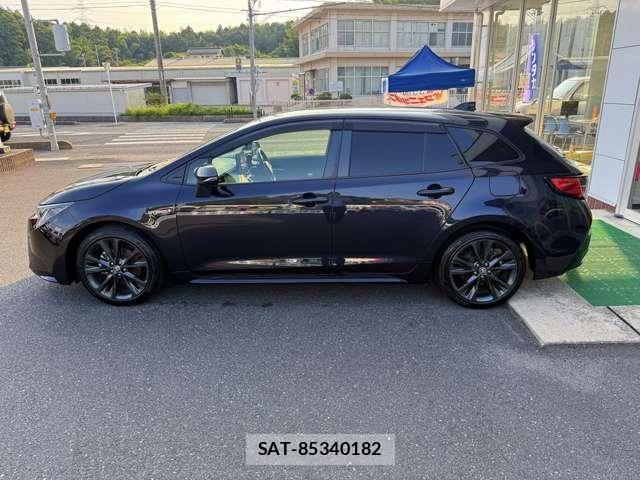 Toyota COROLLA TOURING 2020-06 8335302-3