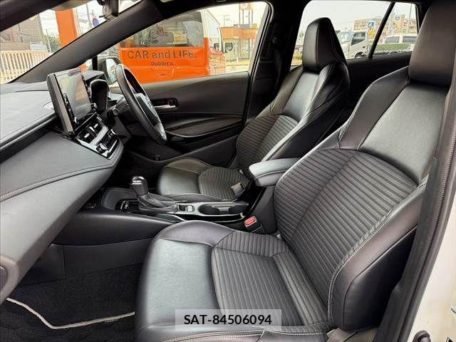 Toyota COROLLA TOURING 2020-03 8335300-16