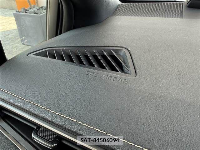 Toyota COROLLA TOURING 2020-03 8335300-24