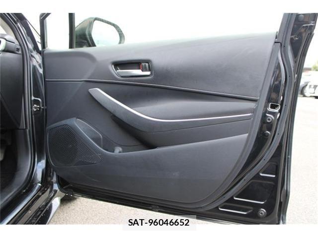 Toyota COROLLA TOURING 2019-11 8371538-28