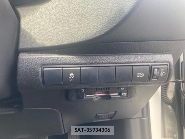 Toyota COROLLA TOURING 2021-01 8524143-12