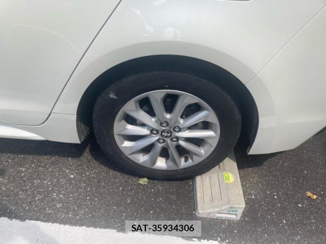 Toyota COROLLA TOURING 2021-01 8524143-4