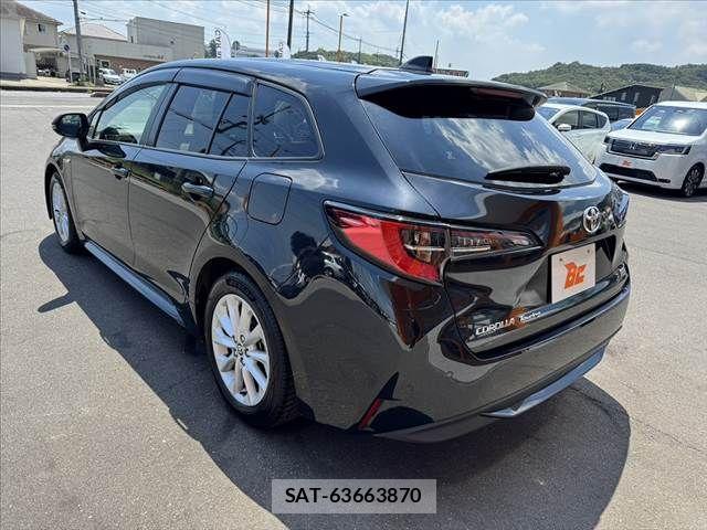 Toyota COROLLA TOURING 2020-06 8561516-12