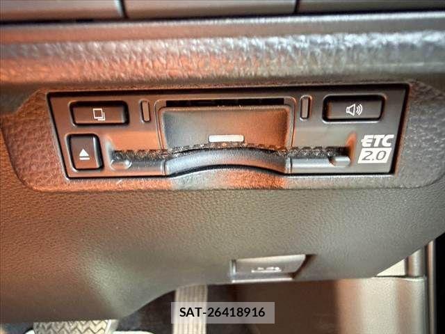 Toyota COROLLA TOURING 2023-08 8626237-28
