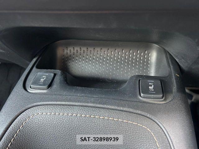 Toyota COROLLA TOURING 2020-01 8626243-6