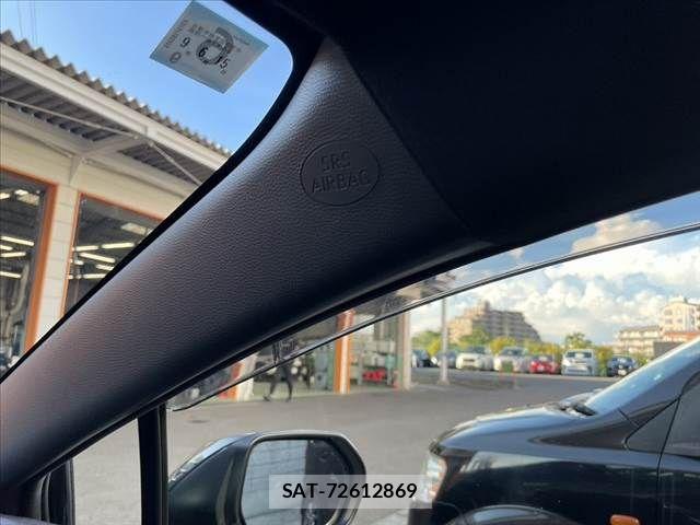 Toyota COROLLA TOURING 2020-06 8658517-16