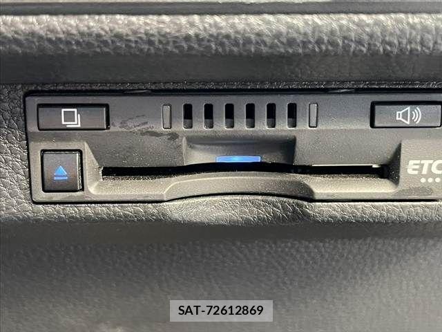 Toyota COROLLA TOURING 2020-06 8658517-19
