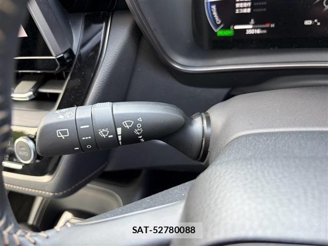 Toyota COROLLA TOURING 2023-02 8665979-20